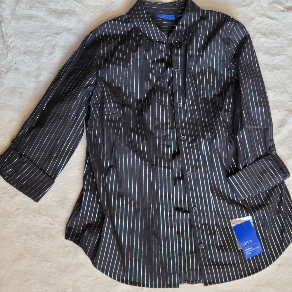 NWT structured silver pinstripe button down shirt